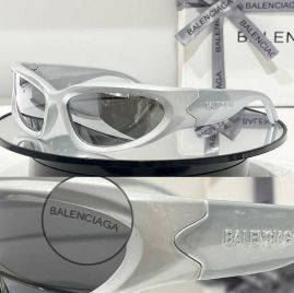 Picture of Balenciga Sunglasses _SKUfw52347261fw